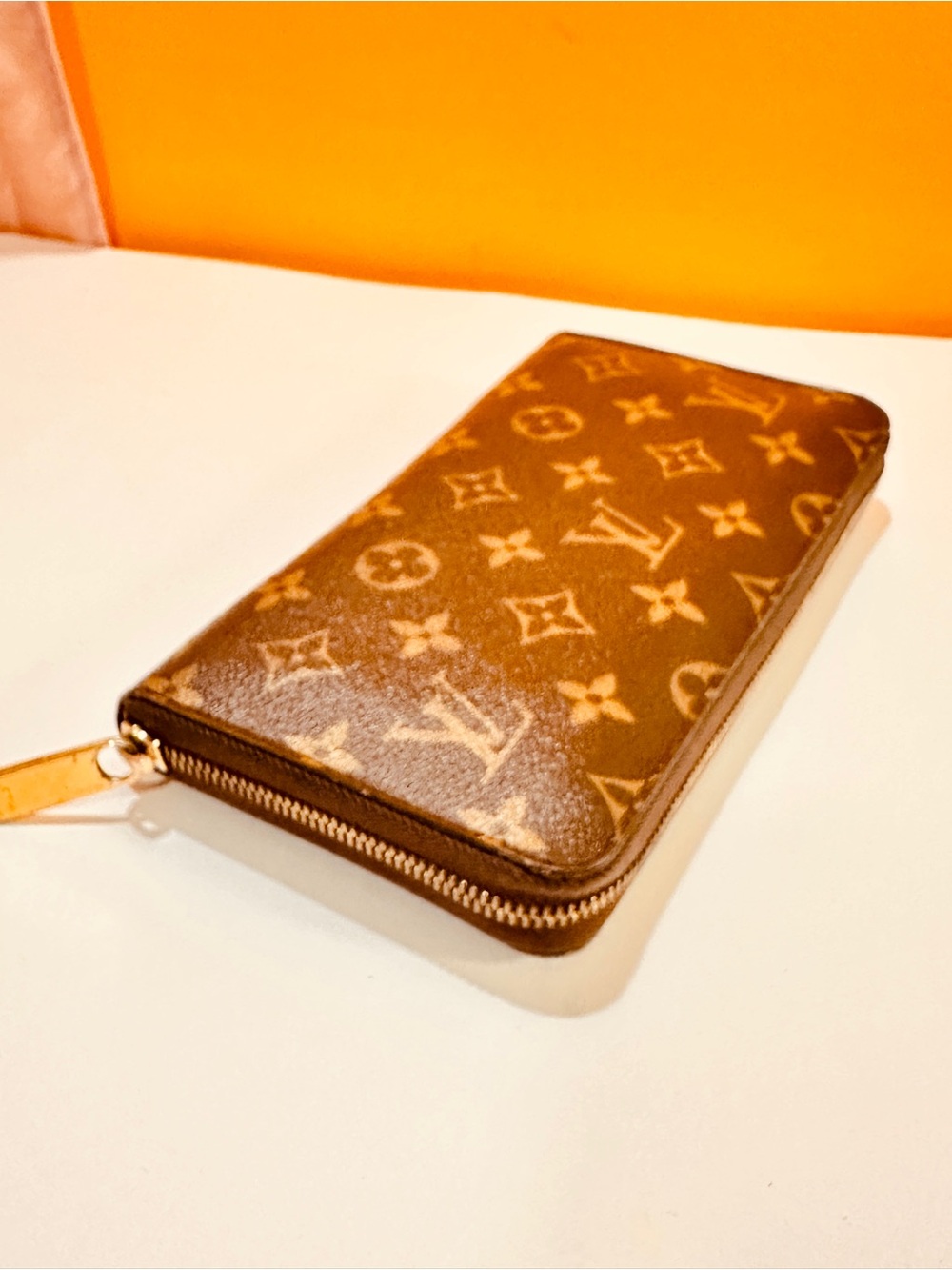 Louis Vuitton XXL Zipper round Monogram long bifold Wallet - Picture 14 of 15